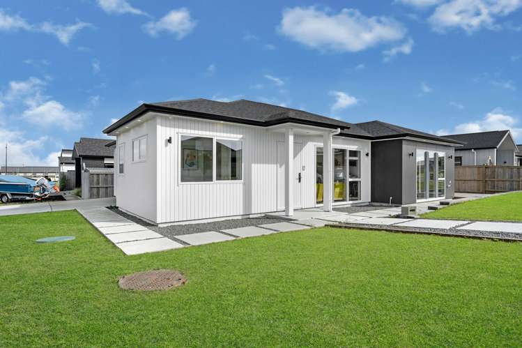 97 Mutetai Road Clarks Beach_11