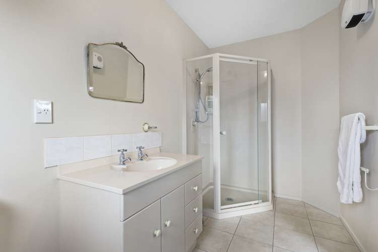 7 Oak Tree Lane Rangiora_5