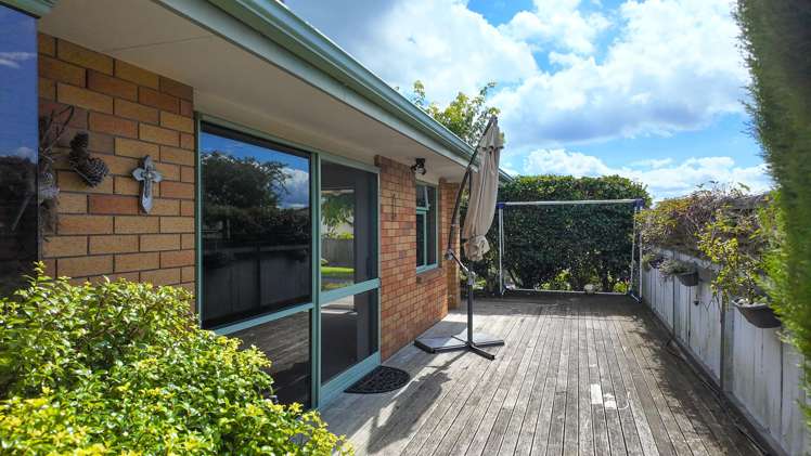 7 Elmbridge Place Owhata_11