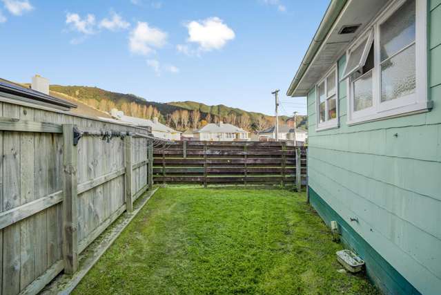 18 Mayo Grove Naenae_4