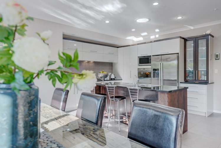 5 Columbia Crescent Beachlands_6