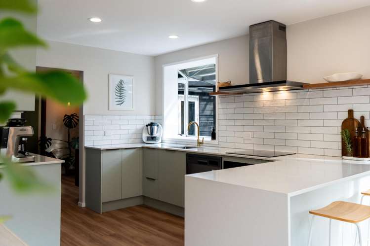 10 Mahuri Road Otatara_5