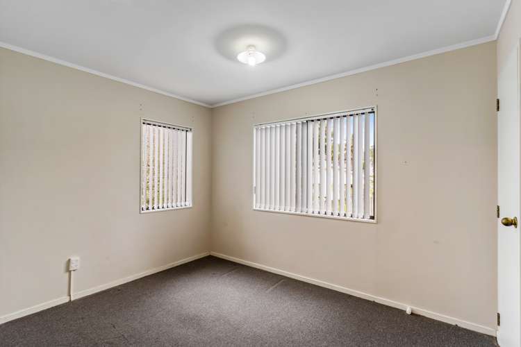 28 Faram Place Massey_9
