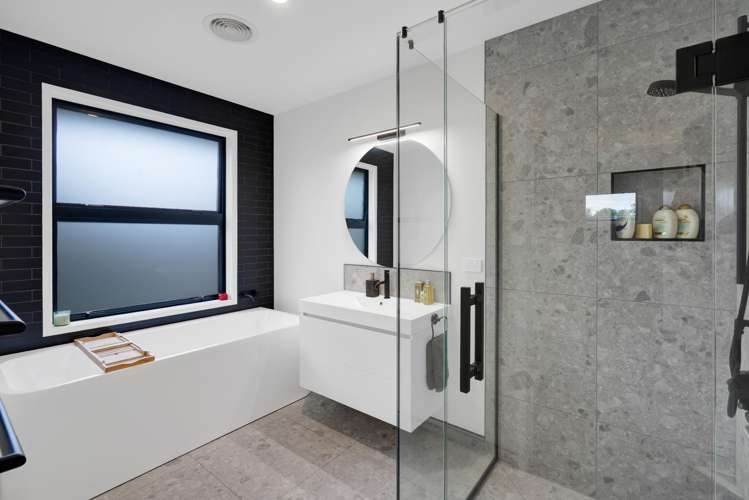 7 Hodge Park Lane Inglewood_23