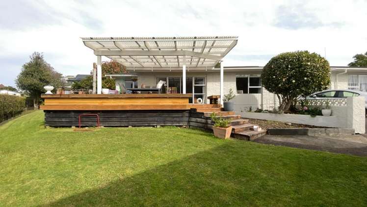 17B Russleigh Drive 1057_14