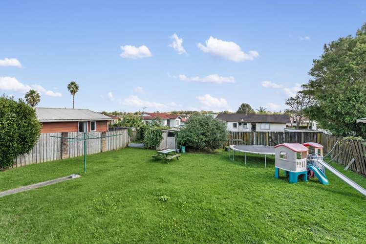 21 Tomintoul Place Highland Park_11