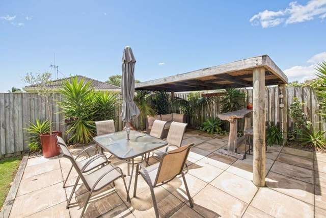 5 Larisa Grove Papamoa_4