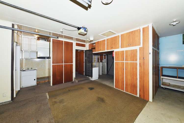 57 Regency Crescent Redwood_13