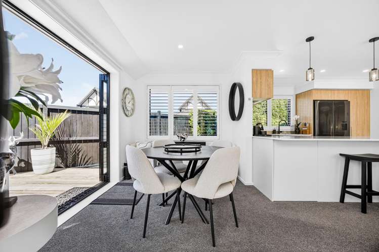 33A Forest Glen Orewa_5