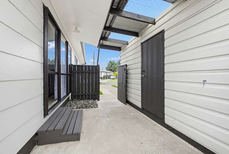 1/17 Atherfold Crescent Greenmeadows_15