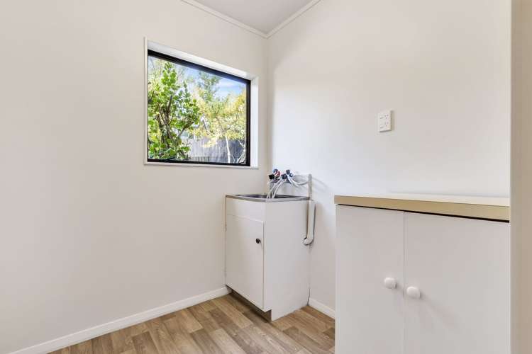 6 Milne Place Richmond_23