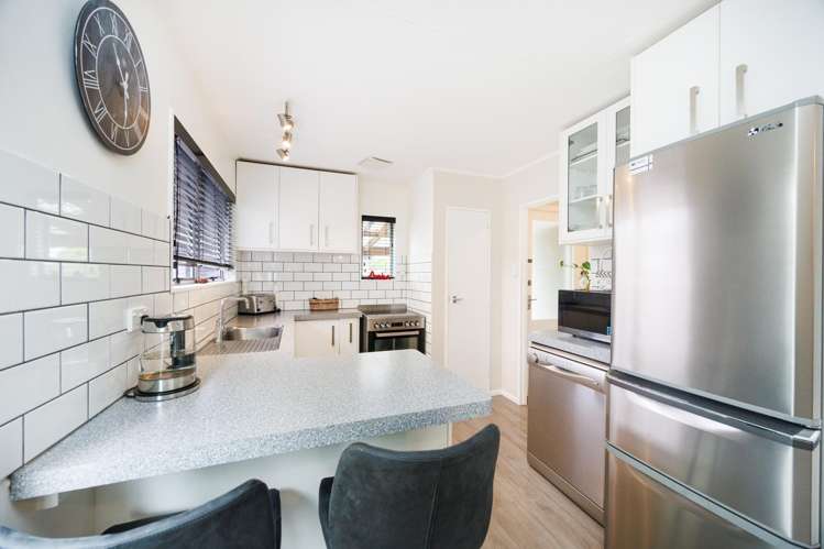 127 Apollo Parade Milson_4