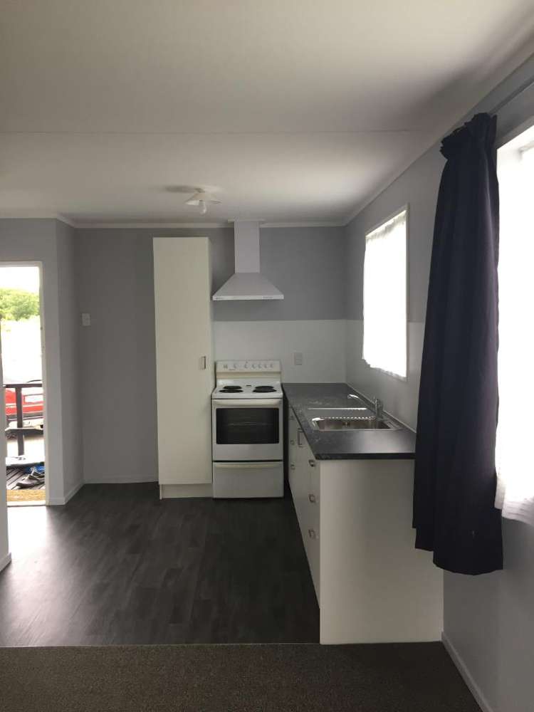 22a Thebes Street Westbrook_1