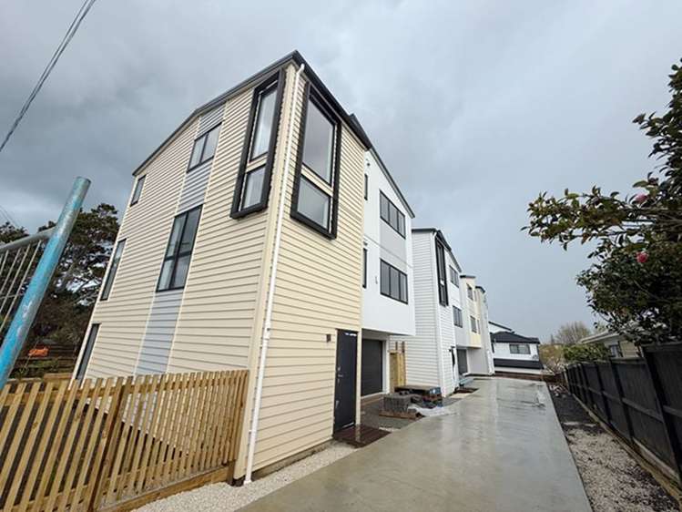 73 Hutchinsons Road Bucklands Beach_3