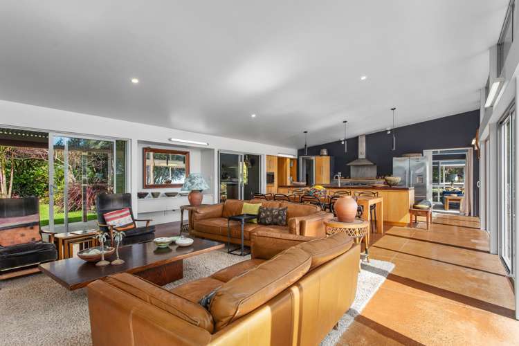 8 Thompson Road Waiotahe_18