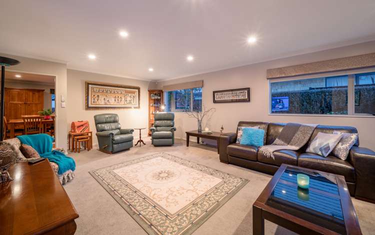 22 Gibbston Crescent Flat Bush_22