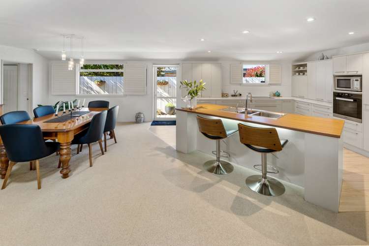 41 Cambelldon Crescent Stoke_9