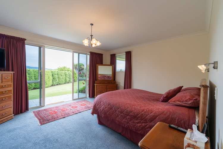 56 Hawea Place Te Anau_26