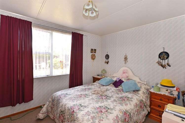 8c Tuckett Place Enner Glynn_7