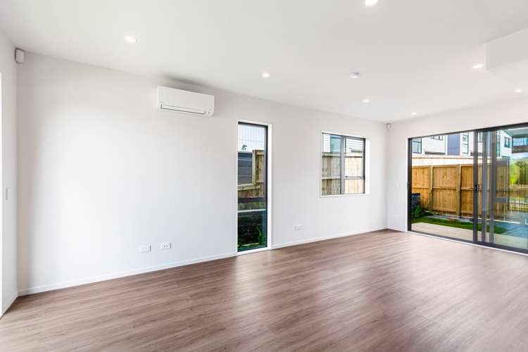 1/22 Coniston Avenue Te Atatu South_7