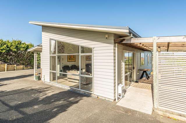 10 Lithgow Drive Otamatea_4