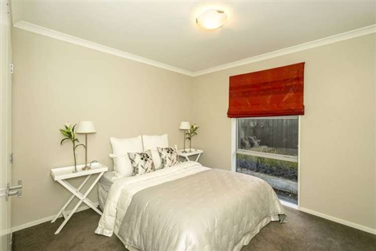 5 Springbrook Lane Northwood_13