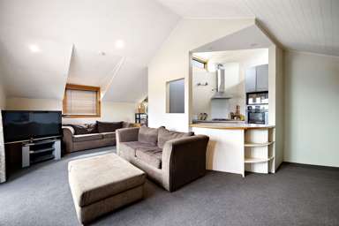 28/A Hallenstein Street_1