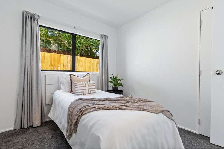 3/6 Makora Road Massey_9