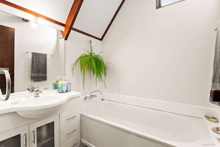 2 Hebe Place Birkenhead_13