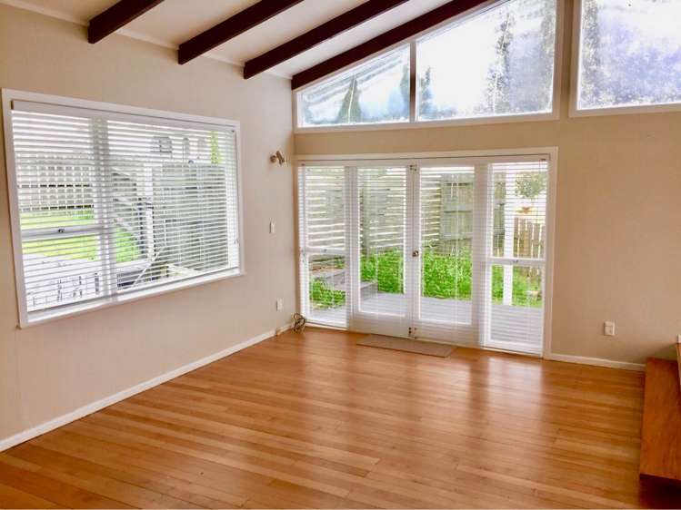 65 Caronia Crescent Lynfield_2