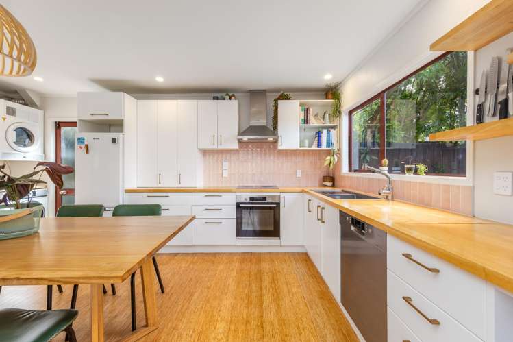 9 Caspian Close_2