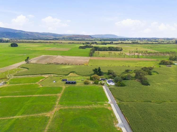 223 Kuku Beach Road and James Farm Lane Levin_8