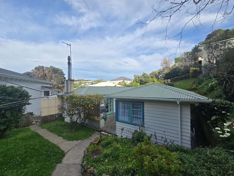 17 Freeling Street Island Bay_12