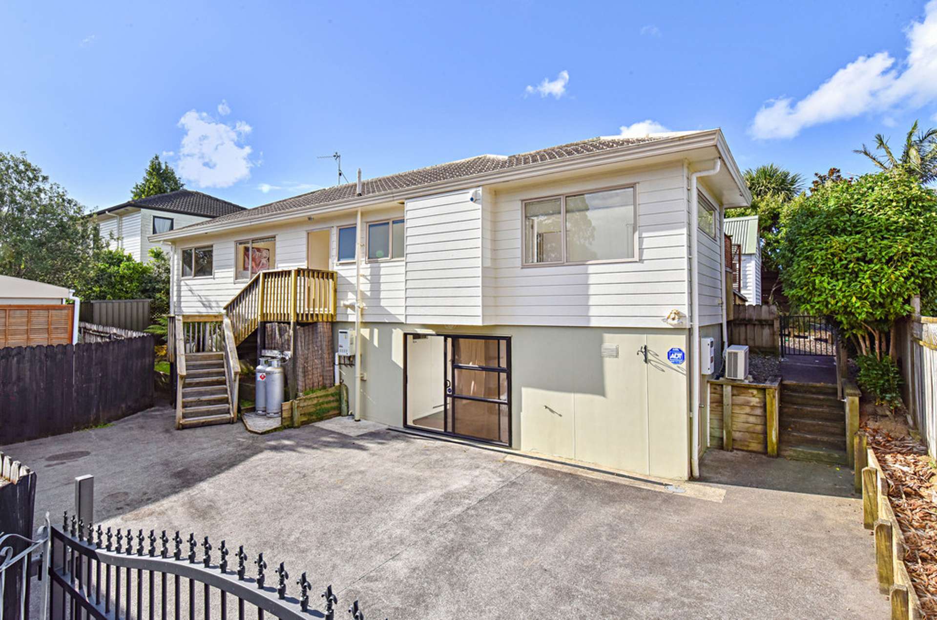 2/20 La Perouse Street Botany Downs_0