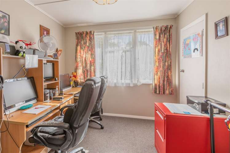 18 Neal Crescent Onekawa_8