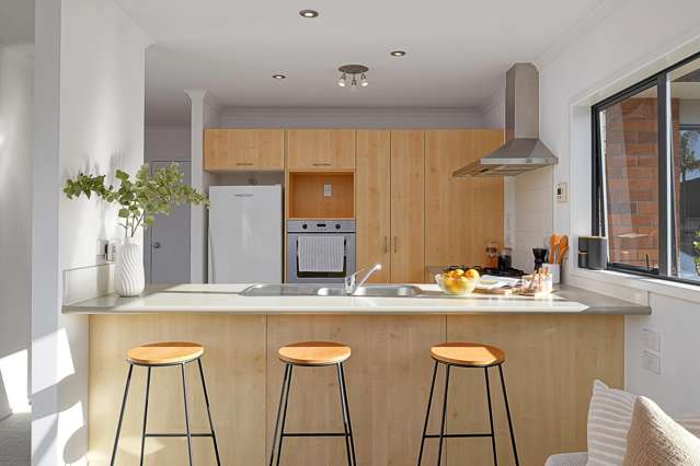 7 Fairford Avenue Henderson_2