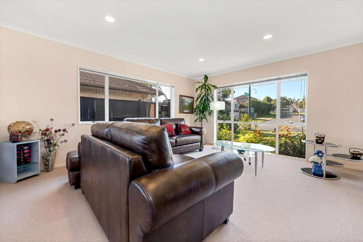 135 Middlefield Drive_2