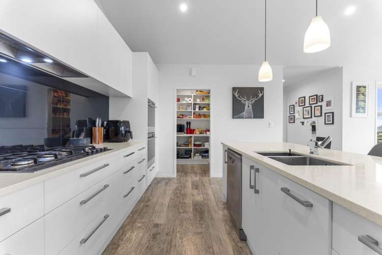 953 Upland Road Egmont Village_7