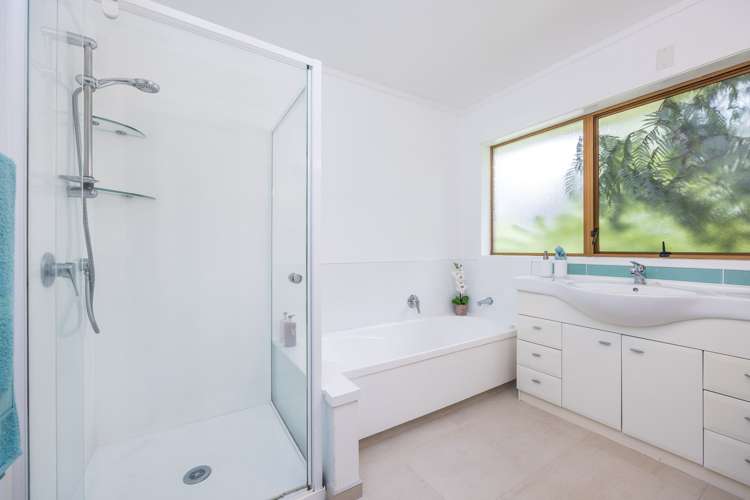 4a Puketitiro Street Glen Eden_18