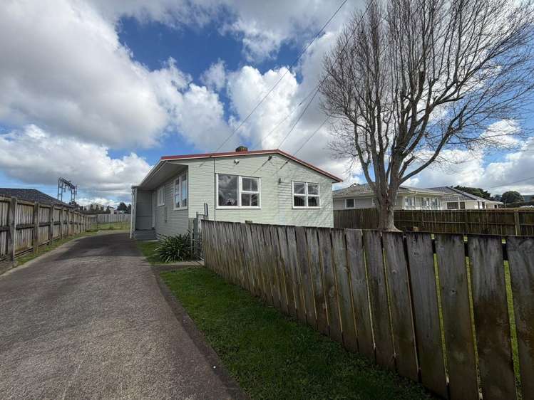 76 Cambridge Terrace Papatoetoe_2