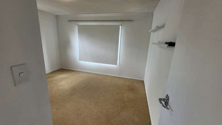 27 Seaward Place Wattle Downs_12