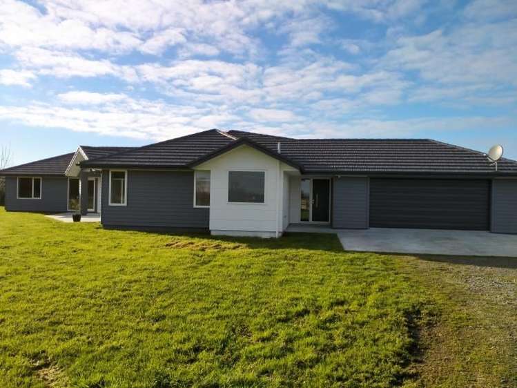  115 Clevely Line Bunnythorpe_17