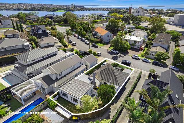 1/8 and 2/8 Campbell Road Takapuna_1