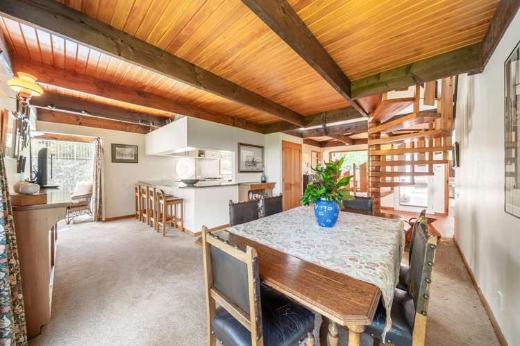 7 Coach Lane Belmont_10