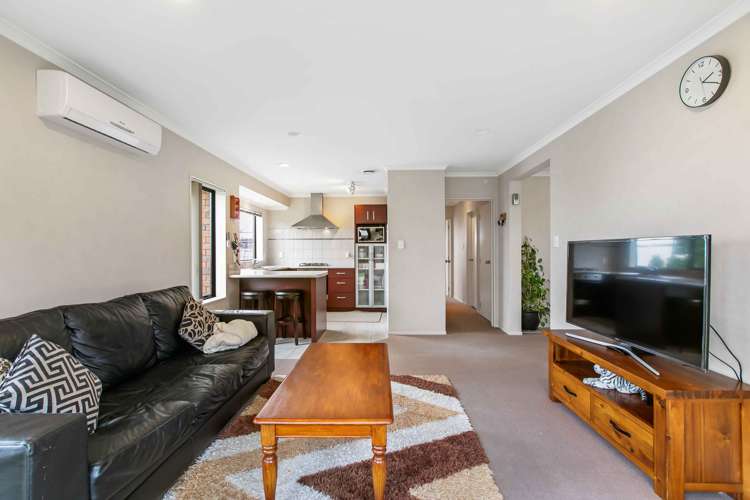 24 Sarteano Drive Manurewa_11