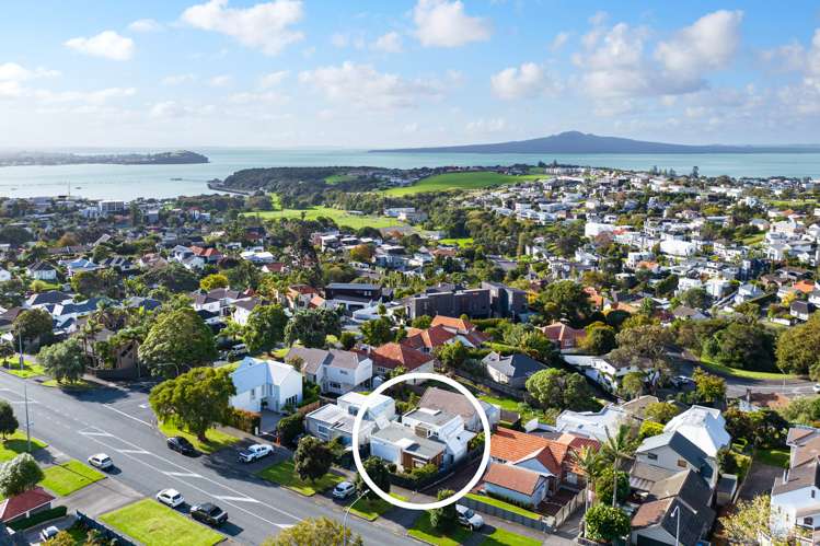 136 Coates Avenue Orakei_19