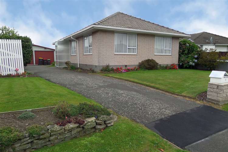 12 Denise Crescent Hornby_0