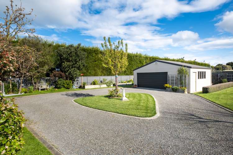 33 Delta Mews Place Clive_34