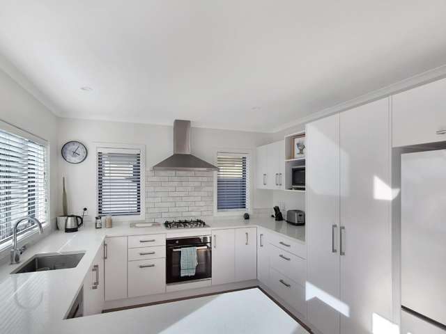 12 Martha Turnell Crescent 1302_2