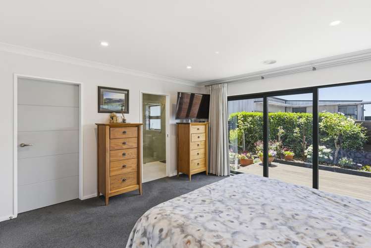 19 Taranui Way Paraparaumu Beach_13